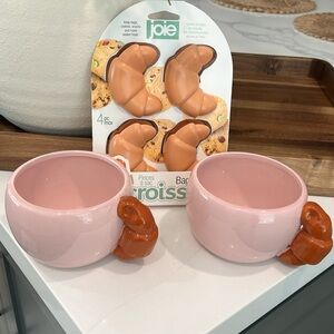 🥐Joie Croissant Bag Clips and 🥐Pink Mugs Set